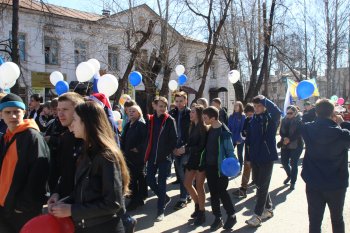 Первомайская демонстрация трудящихся Орджоникидзевского района